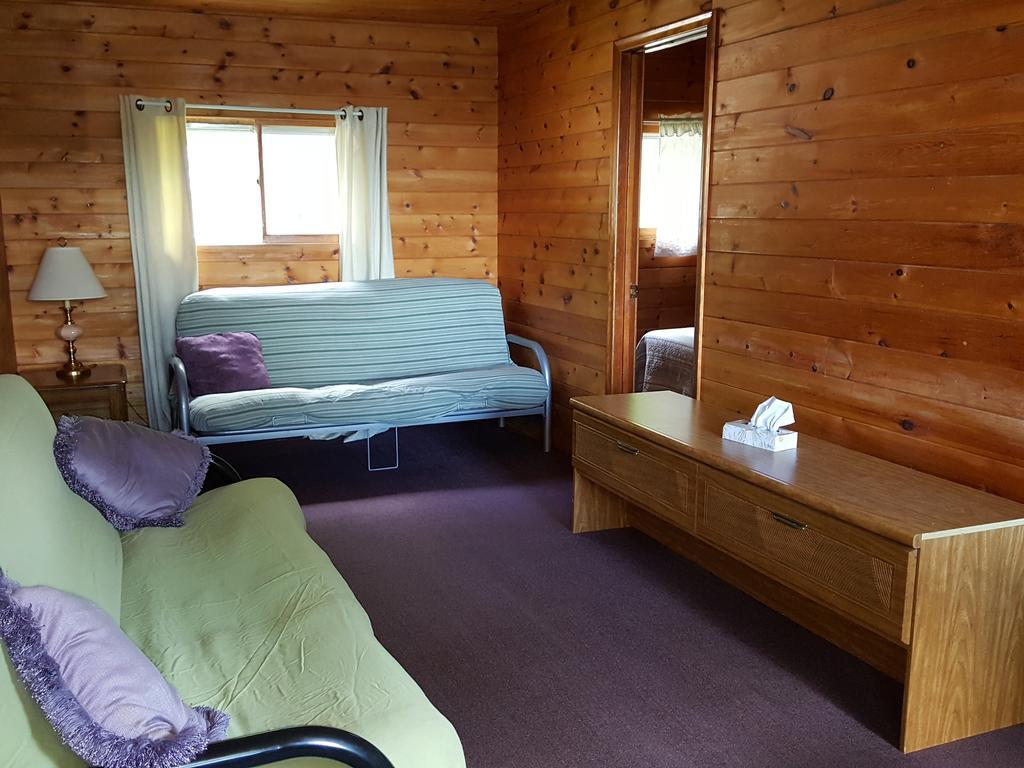 Red Lodge Resort Little Current Zewnętrze zdjęcie
